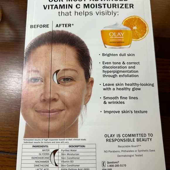 Olay - Pro Advanced - Vitamin C Complex - light weight moisturizer - Picture 2 of 3